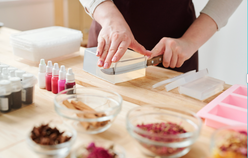 DIY Melt & Pour Soap Making KIT