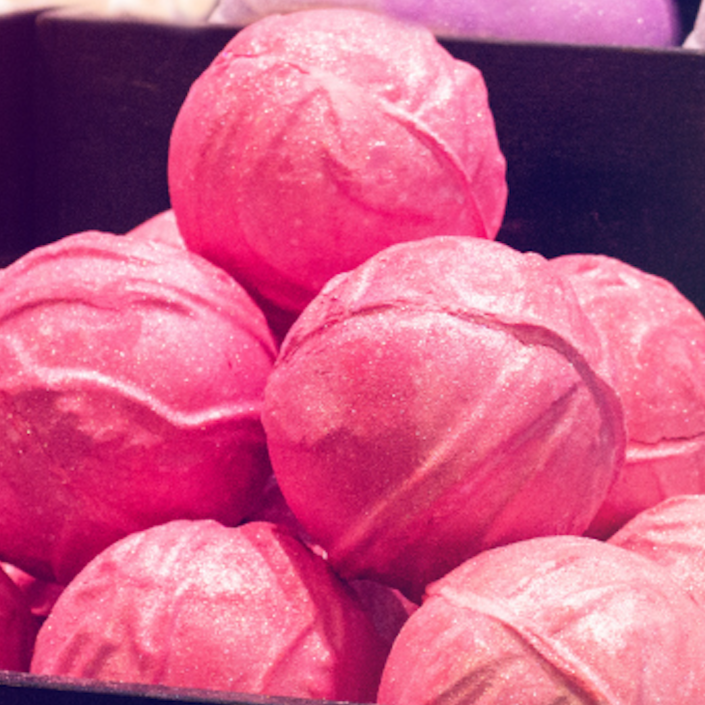 PINK Body and Soap Colour